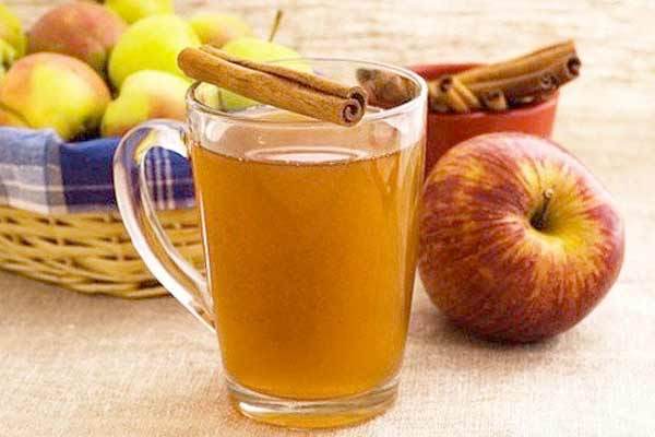 Dzēriens vielmaiņas uzlabošanai - ābolu ūdens ar kanēli 