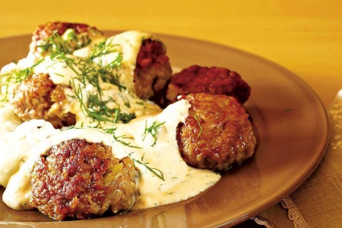 Gards dārzeņu sautējums ar frikadelēm 