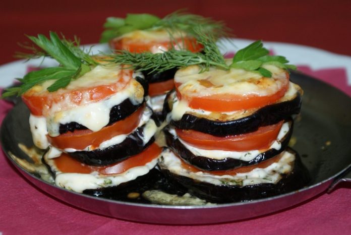 kak_prigotovit_zapechennie_baklazhani Gardie un vērtīgie baklažāni, pagatavo arī Tu!