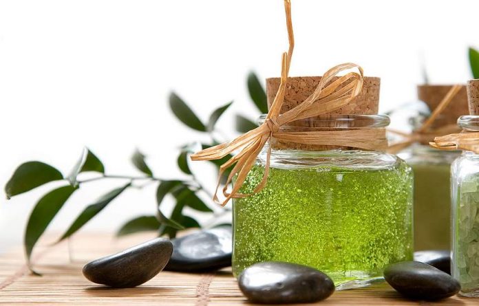 Jojobas eļļa sejas ādai