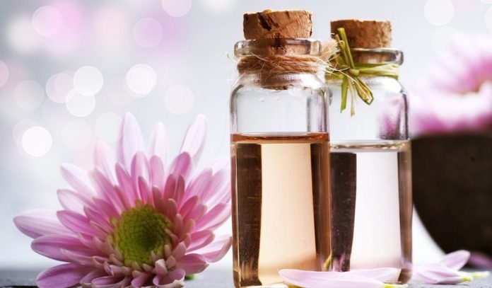 Kā ar ēteriskām eļļām pieveikt strijas 