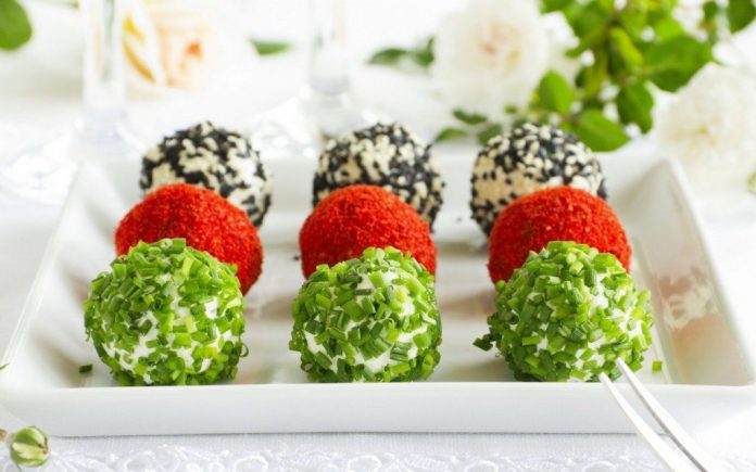 Siera bumbiņas ar zaļumiem! Labs papildinājums uzkodu galdam! 