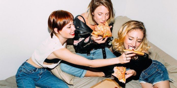 9 acīmredzami simptomi, ka jūs nepareizi ēdat. Vai dieniņ! 