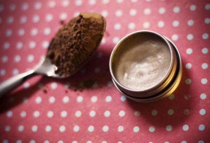 Pagatavo sev šokolādes lūpu spīdumu 20 minūtēs 1