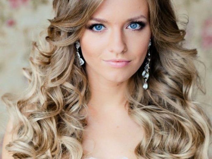 Mājās pagatavota eļļa matu struktūras uzlabošanai 