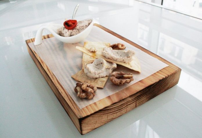 vista-ar-valriekstiem