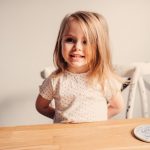 kā bērnam likt darīt