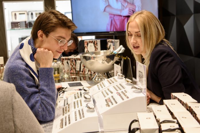 21.11.2017. Nomination rotaslietu pasākums, veikals Gold Time, t/c Domina.